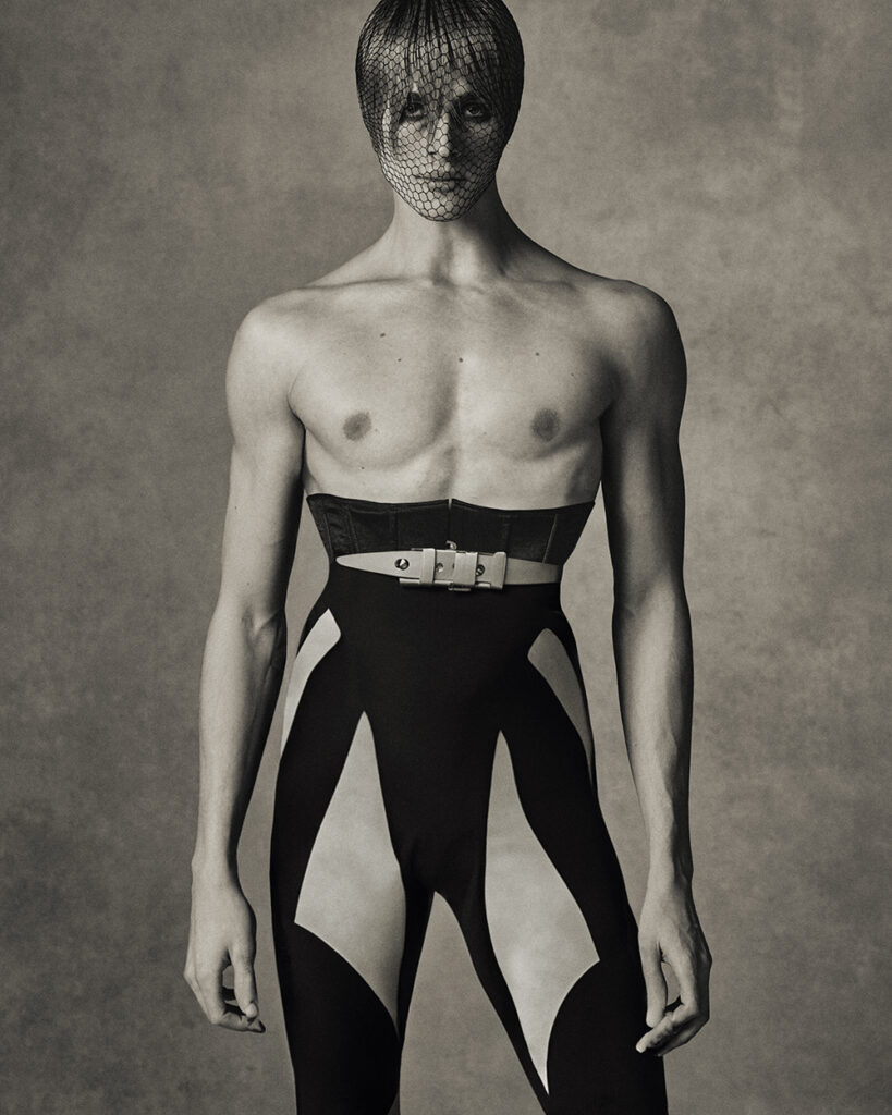 Фотосессия DECADENCE - Fedor Litovchenko - фотограф Дамир Жукенов / ZHUKENOV DAMIR photograph